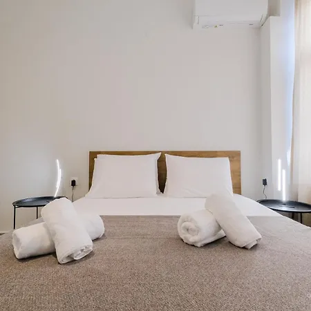 Apartment Ellis Paradise City Apartments, Vesta Philoxenia *