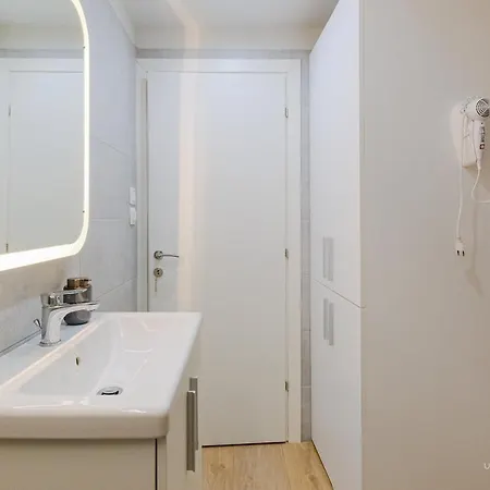 Apartment Ellis Paradise City Apartments, Vesta Philoxenia *
